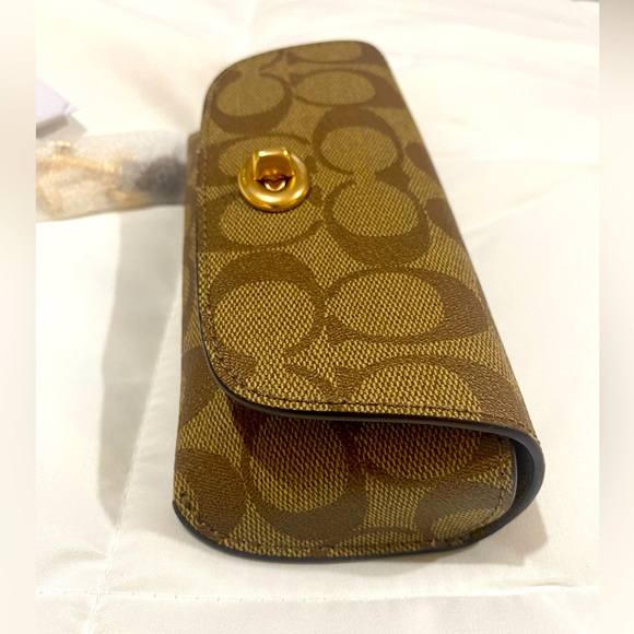 💎COACH Sunglass Case - Picture 3 of 6